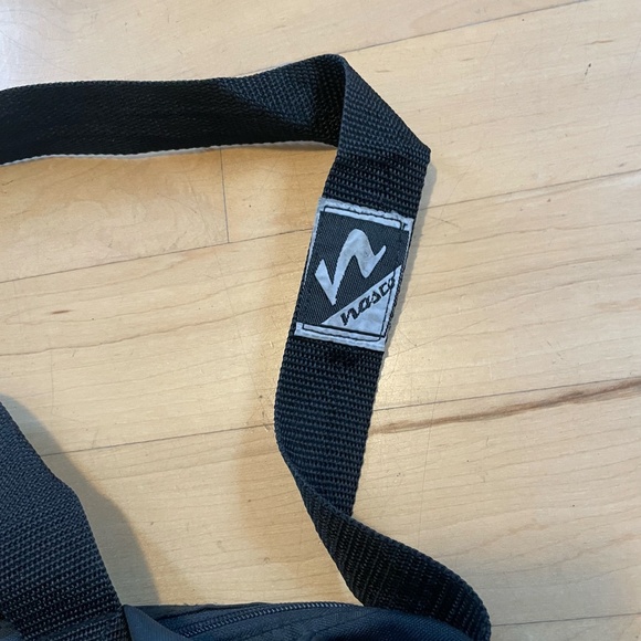 Vintage LA Raiders duffel bag - Picture 2 of 5